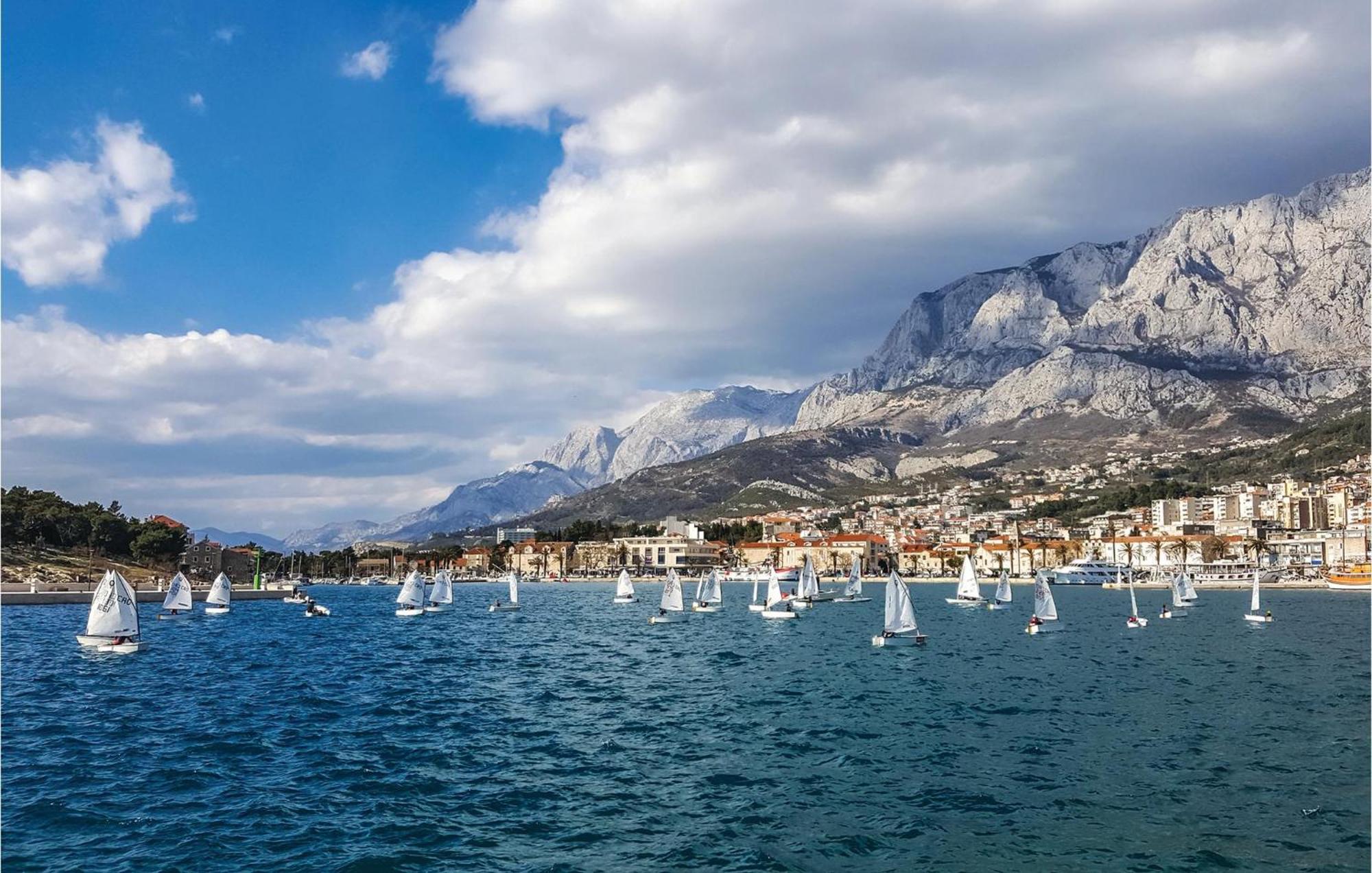 Lovely Apartment In Makarska With Wifi Exterior foto